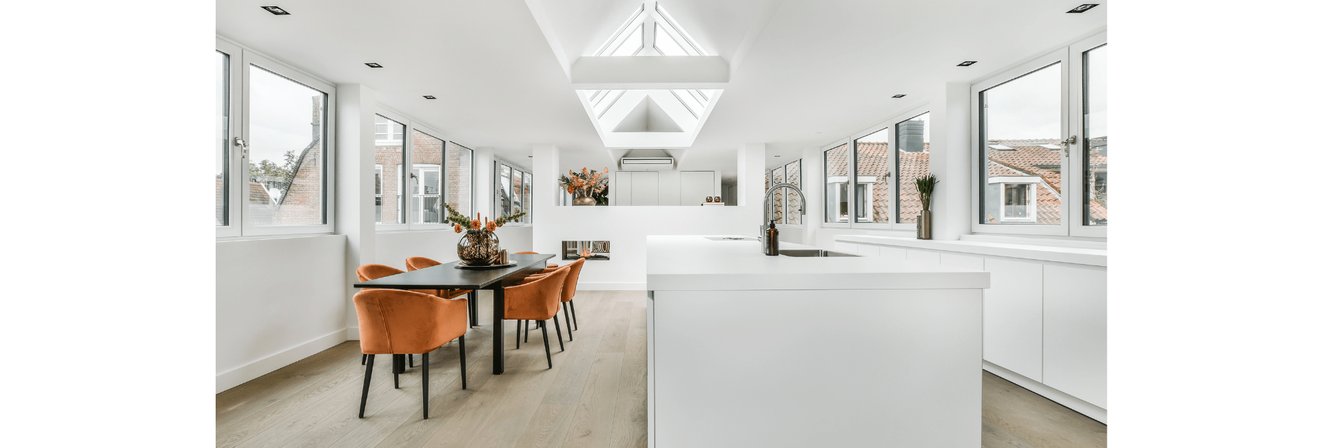Elegant interio and projects- Modular Kitchen Dealers in Gurgaon
