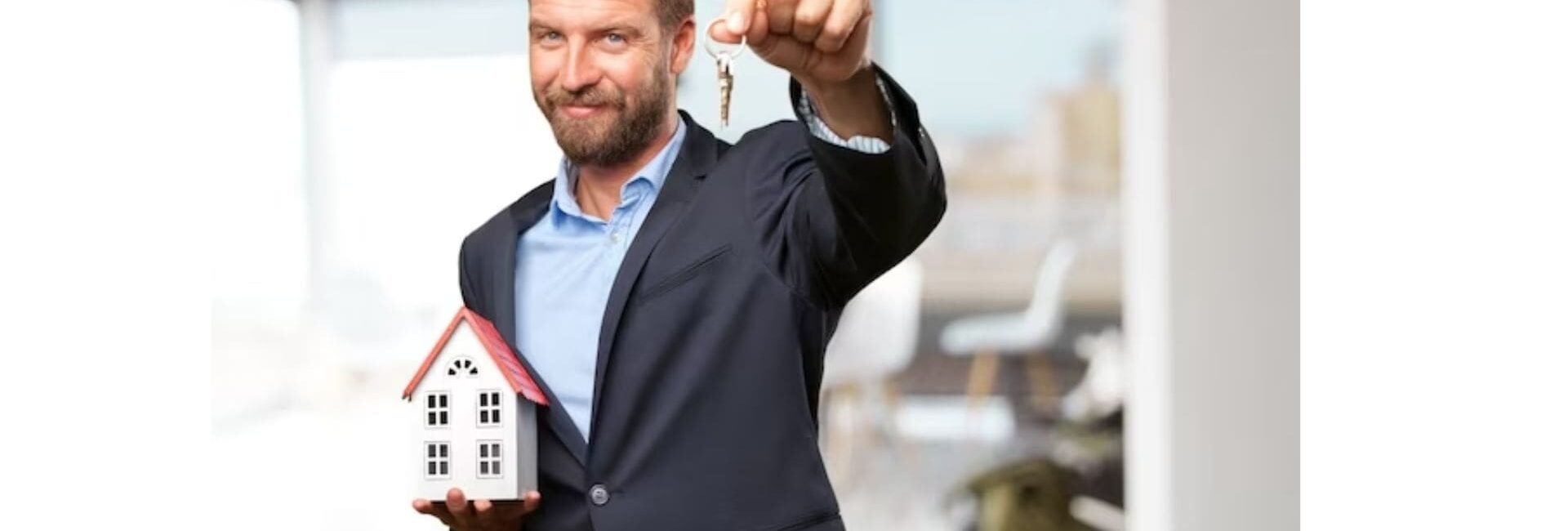 Mr. Sunil Malhotra - Real Estate agent in Gurgaon