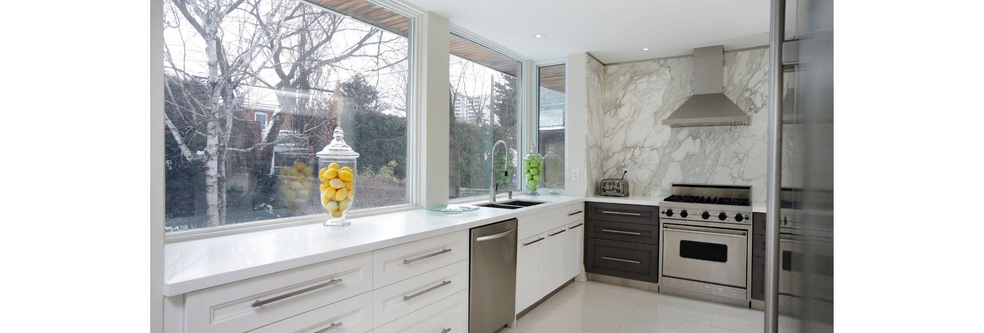 Navrang Kitchen World- modular kitchen showroom in Gurgaon