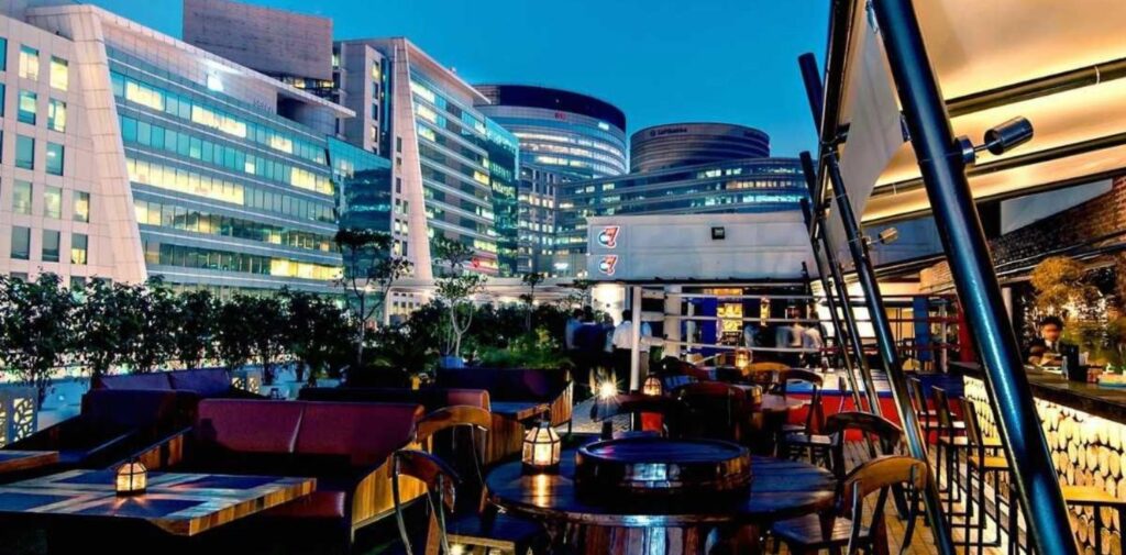 Why-Gurgaons-Commercial-Real-Estate-is-Attractive-to-Global-Brands.-A-Hub-for-IT-and-Business-Services.