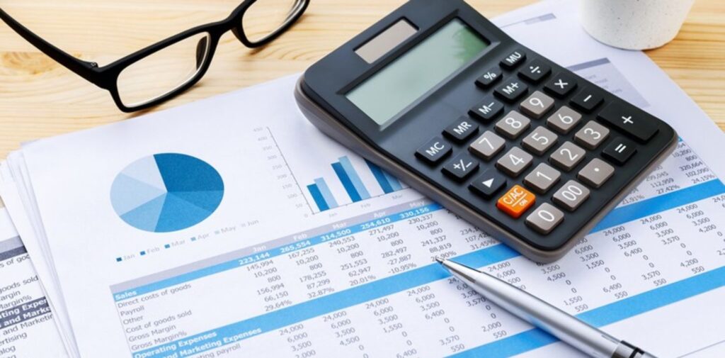 Key-Factors-to-Consider-Before-Making-a-Real-Estate-Investment-in-Gurgaon.-Budget-and-Financing-Options.
